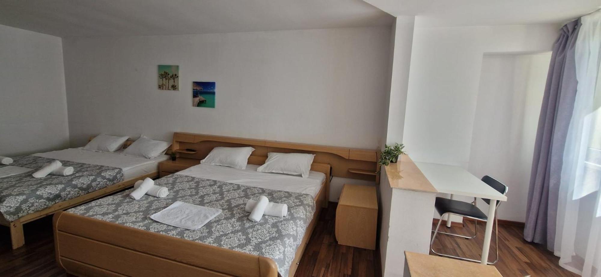 Stephanie Apartment-Centru Civic Braşov Buitenkant foto
