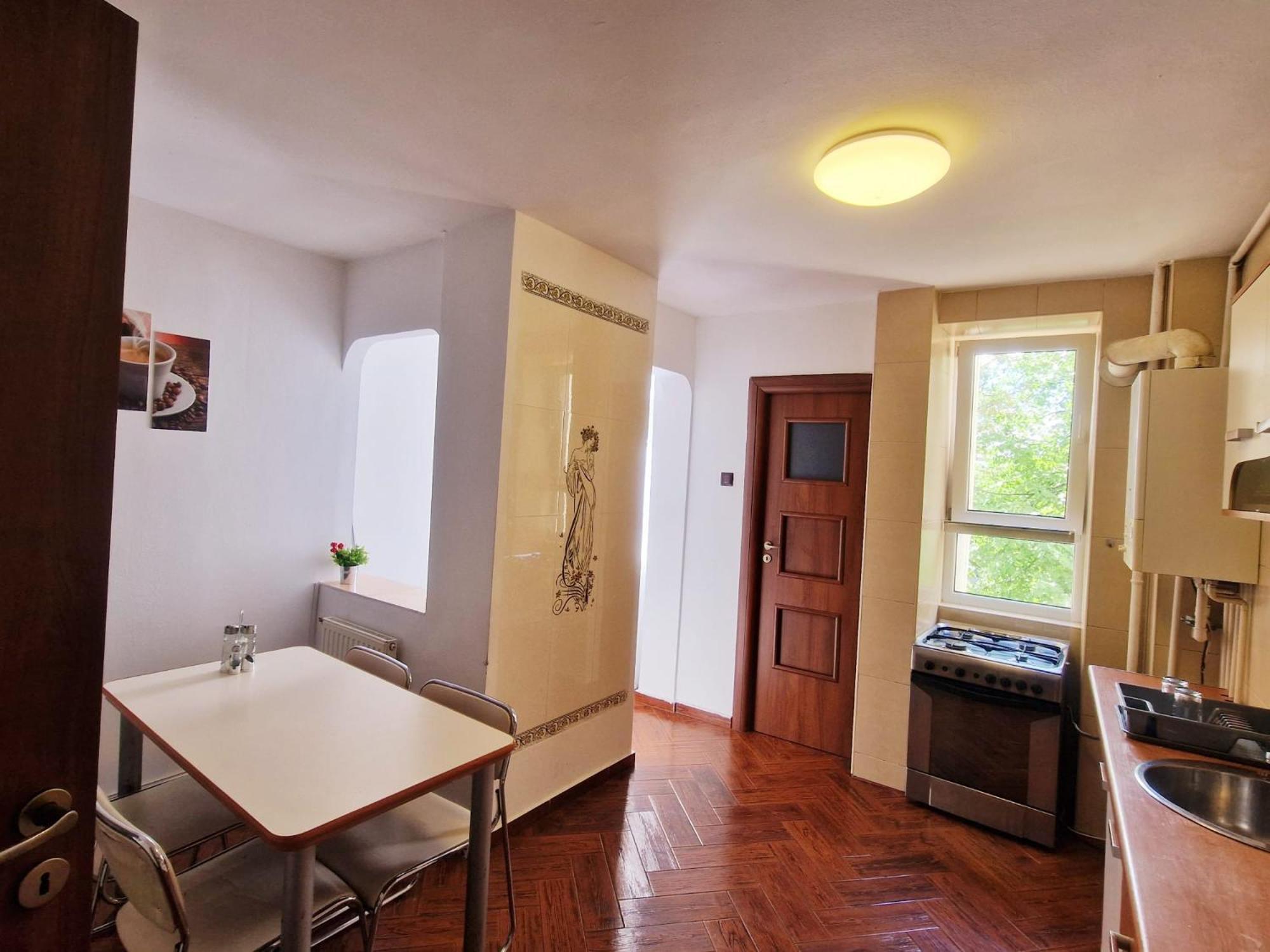 Stephanie Apartment-Centru Civic Braşov Buitenkant foto