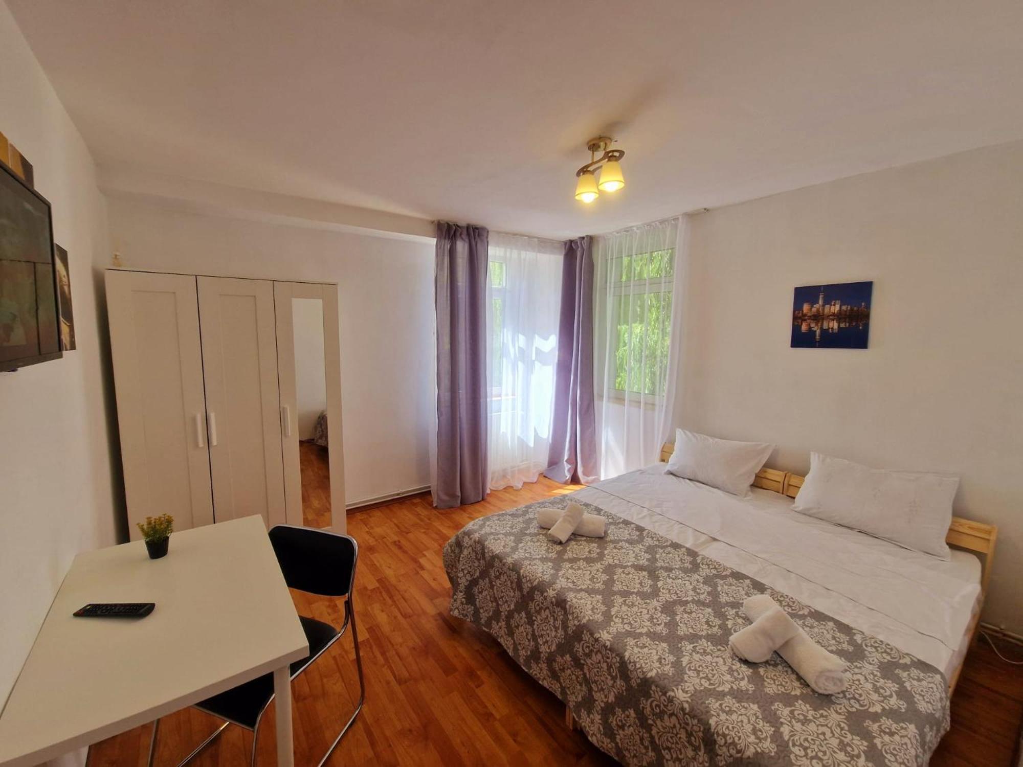 Stephanie Apartment-Centru Civic Braşov Buitenkant foto
